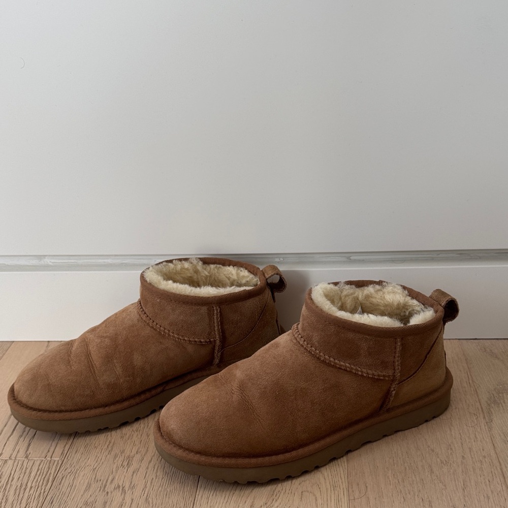 Ultra mini Uggs